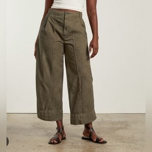 Everlane Tourist pants beech color